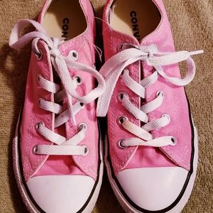 Girls light pink converse